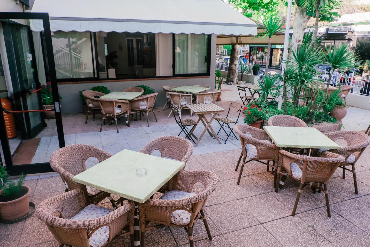 Hotel Jolie 2*